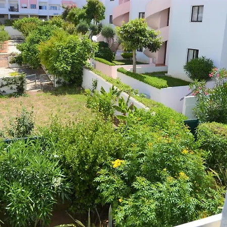 Espacoso Com Estacionamento Incluido Apartman