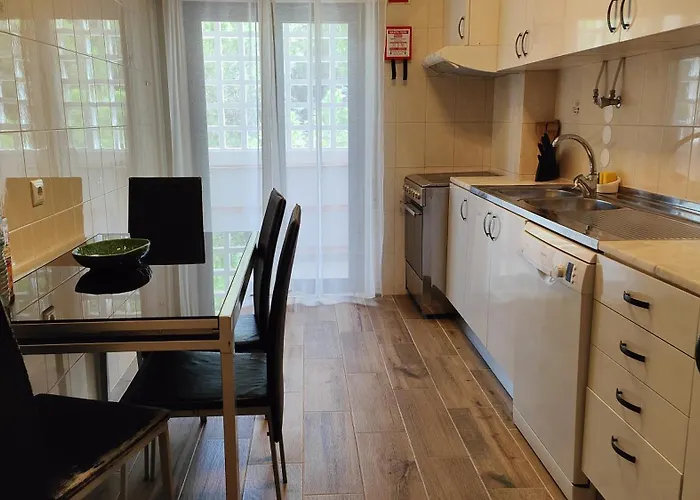 Appartement Espaçoso Com Estacionamento Incluído By Qozzy Portimão